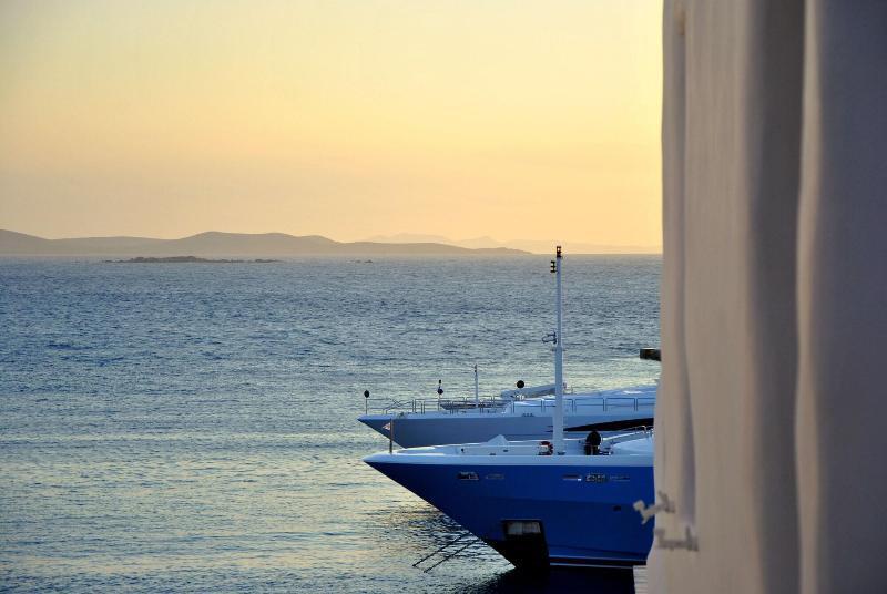 Riva Suites - Adults Only Mykonos Town ภายนอก รูปภาพ
